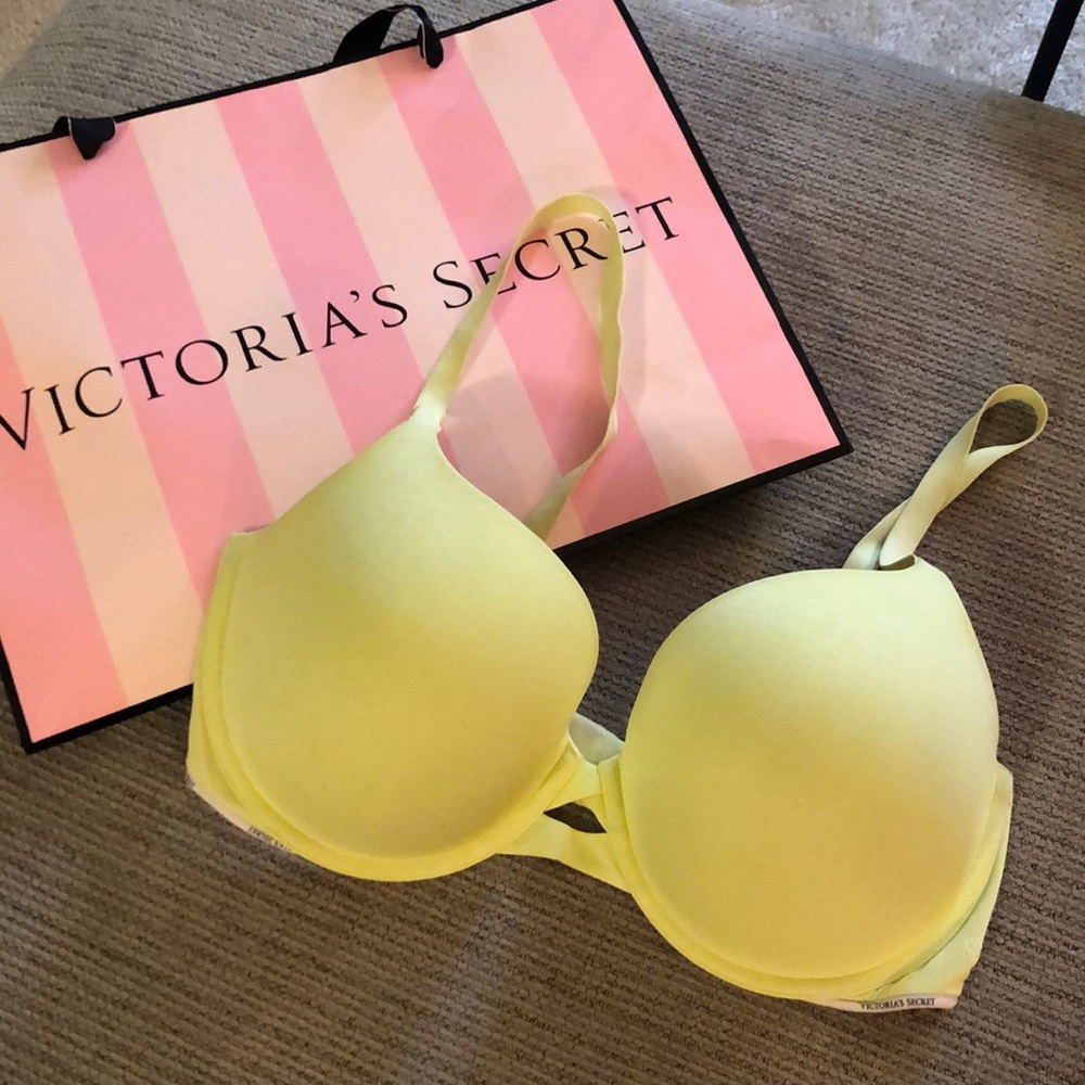 38DD Victoria’s Secret Perfect Coverage Bra